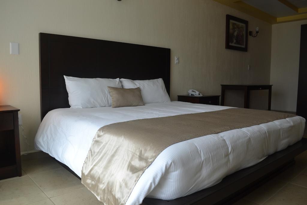 Xicotepec de Juarez Hotel Casablanca Xicotepec חדר תמונה